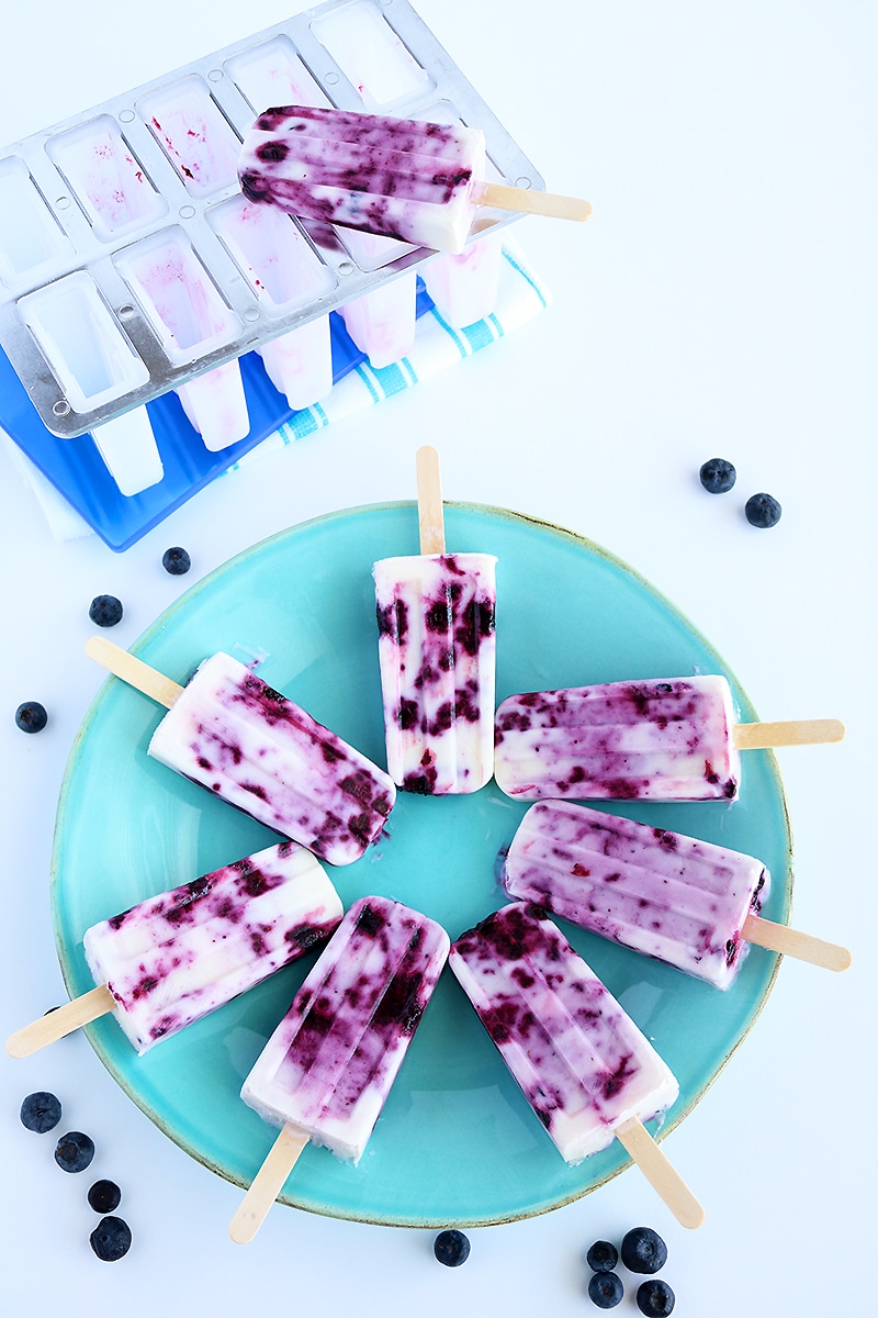 blueberry yogurt popsicle
